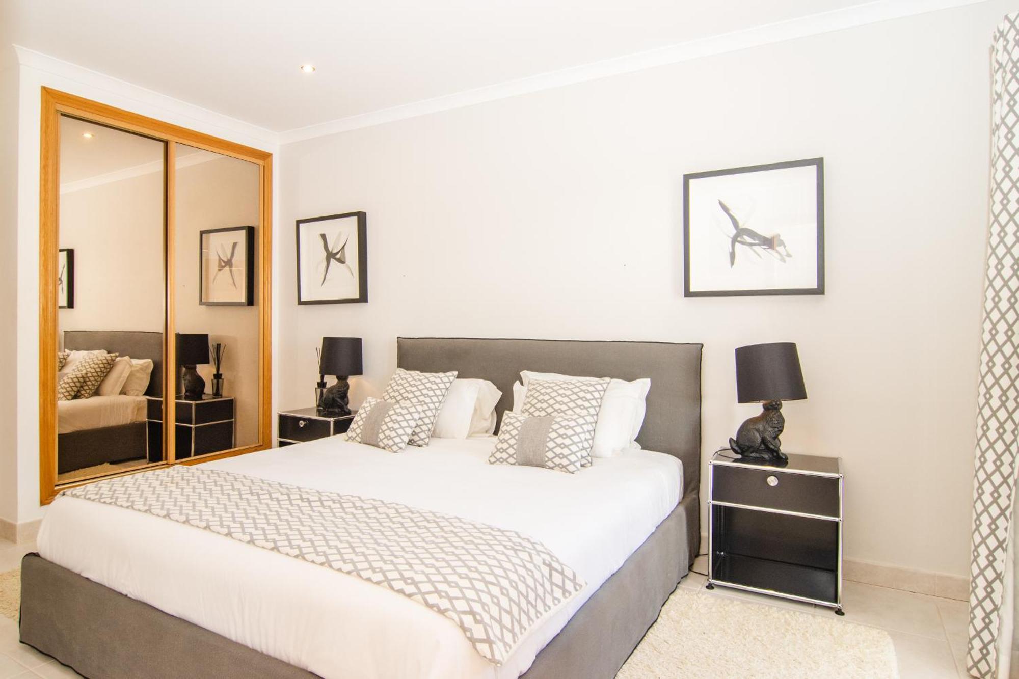 The View - Santo Antonio Villas, Golf & Spa Salema Bagian luar foto