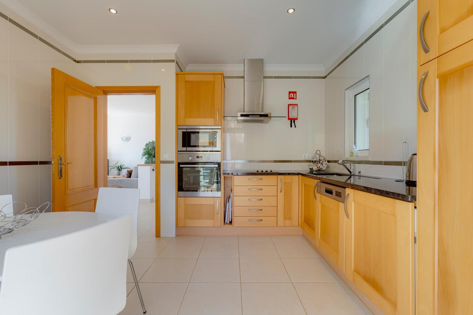 The View - Santo Antonio Villas, Golf & Spa Salema Bagian luar foto
